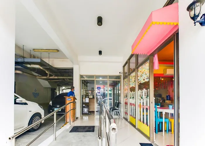 Oyo 893 Dian Makati