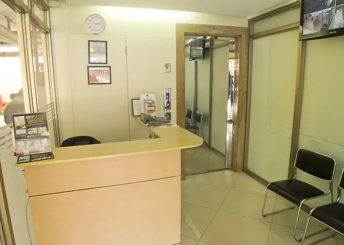 Oyo 893 Dian Makati