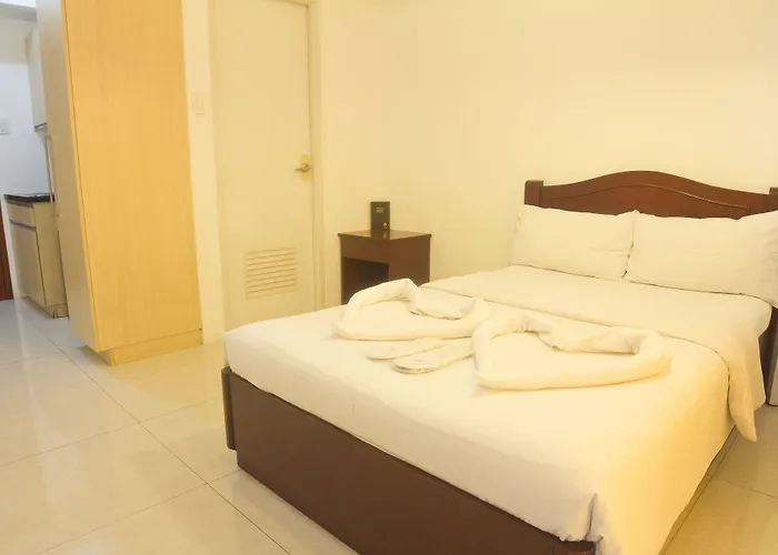 Oyo 893 Dian Makati Apartment Manila