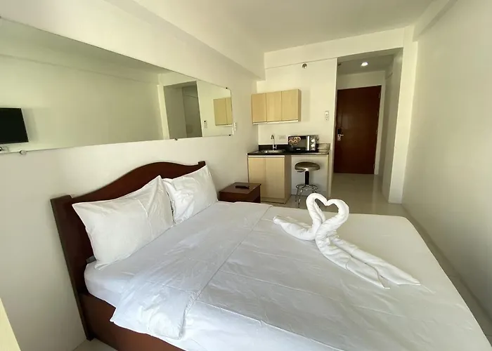 Apartment Oyo 893 Dian Makati