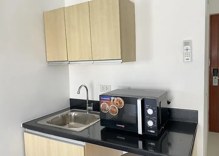 Apartment Oyo 893 Dian Makati