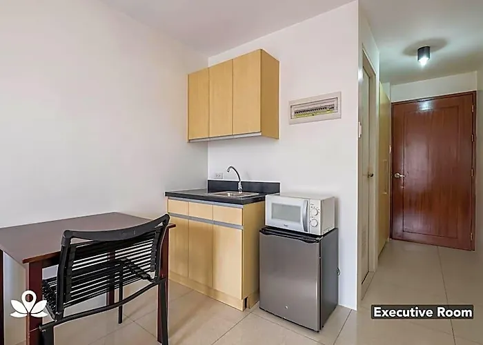 Oyo 893 Dian Makati Apartment Manila