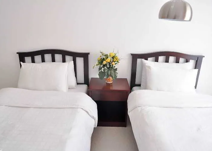 Apartment Oyo 893 Dian Makati *