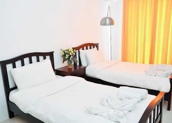 Oyo 893 Dian Makati Apartment